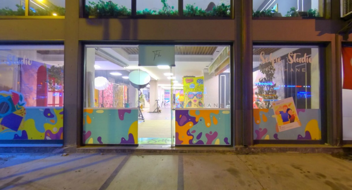 fonhane selfie studio